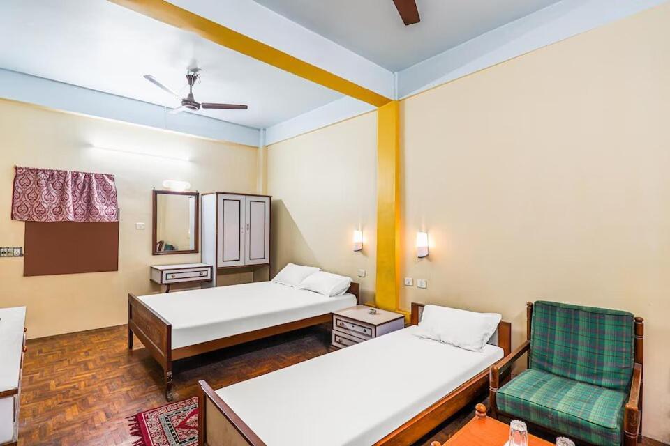 Hotel Florence Siliguri Exteriör bild